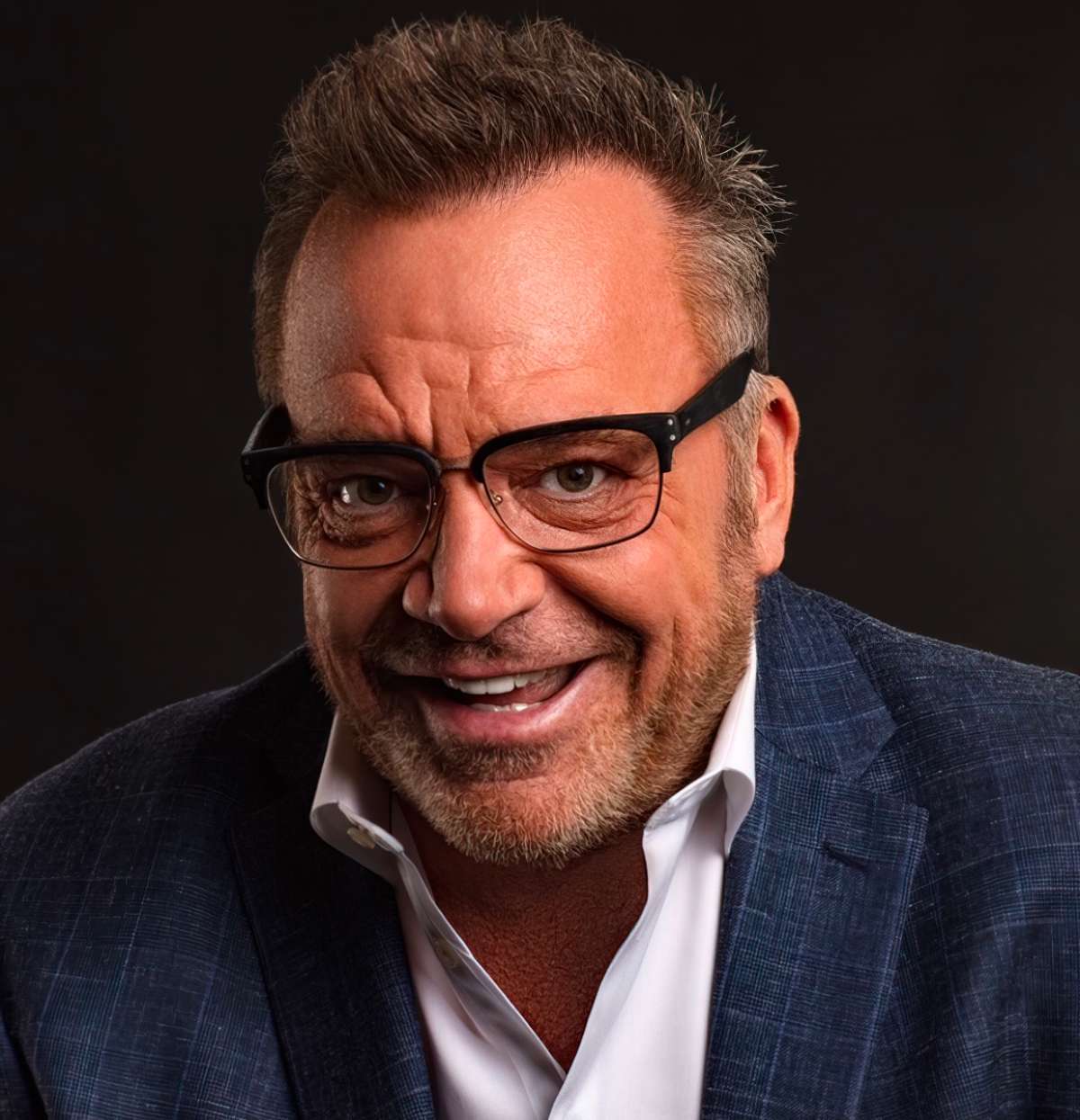 Tom Arnold in Hobart, IN